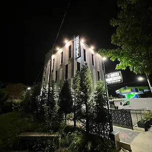 Отель Bs, Дуррес