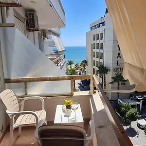  Apartment Sara-el Seaside